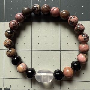 NWOT Rhodonite Gemstone Bracelet